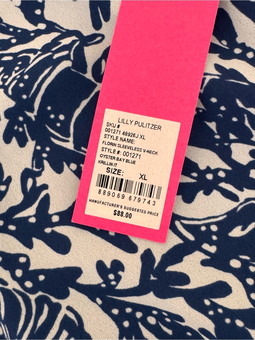 Lilly Pulitzer Reversible Navy & White Patterned V-Neck Sleeveless Top - Picture 3 of 3